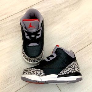 💚SOLD💚 NIKE JORDAN 3 RETRO BT